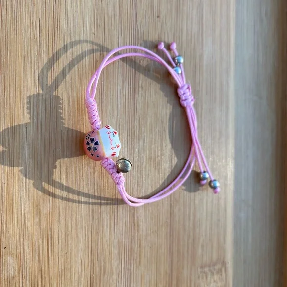 Lucky Cat Maneki Neko Charm Bracelet Solid Pink String Handmade - Picture 6 of 8
